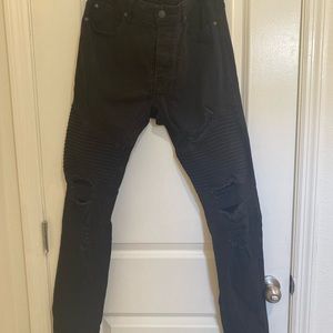 Slim Black Jeans
